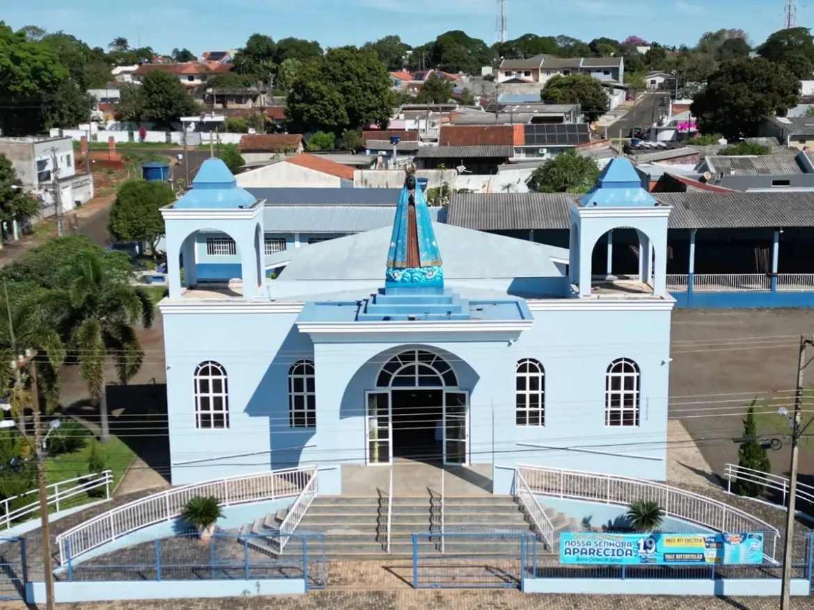 Capela do Campos do Iguaçu recebe imagem de Nossa Senhora Aparecida