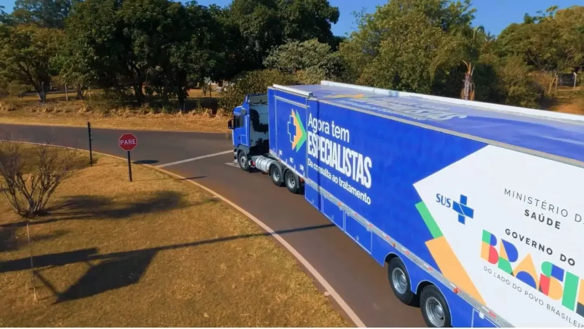 Carreta da Saúde em Foz do Iguaçu