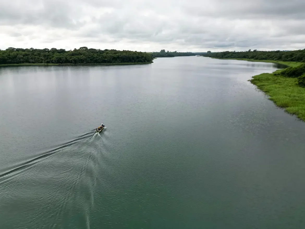 Monitoramento do reservatório da Itaipu