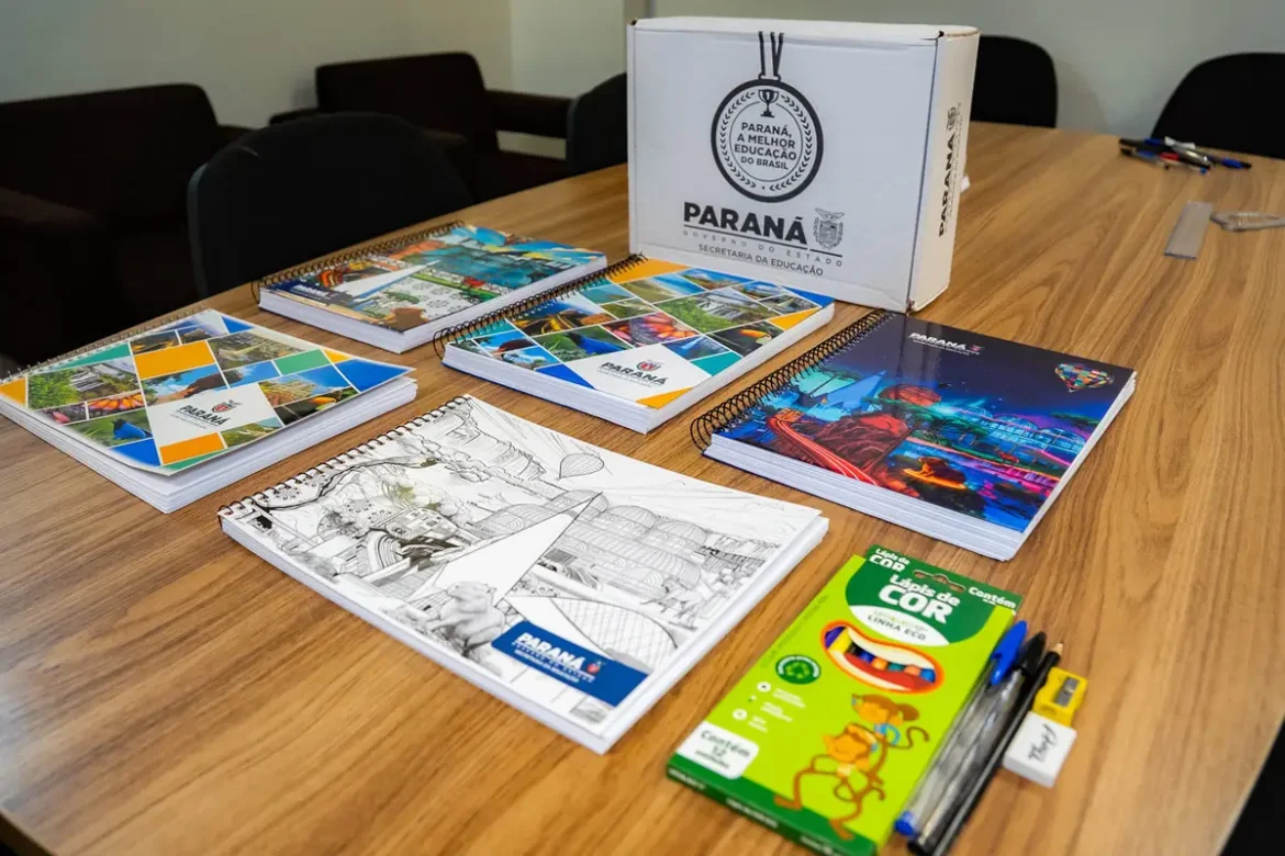 Entrega de kits escolares 2026 no Paraná