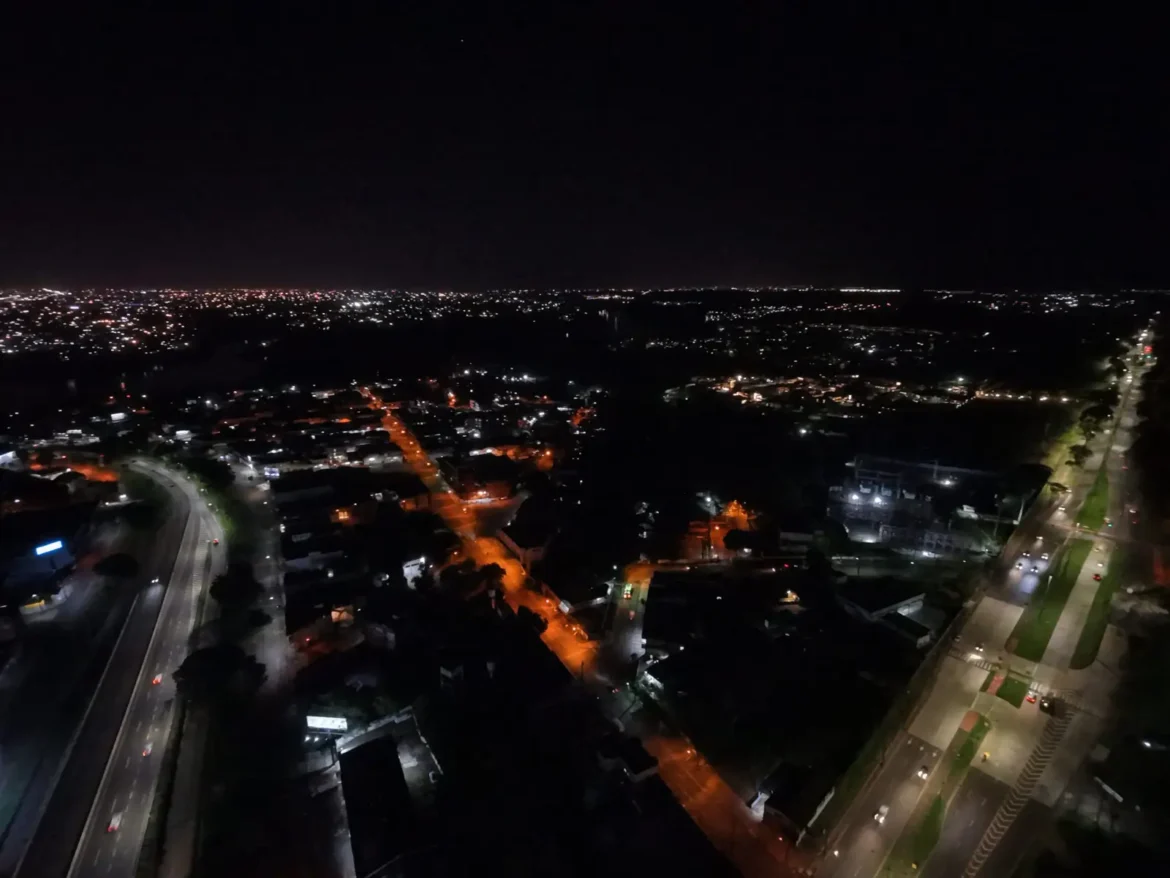 Modernização da iluminação pública com LED em Foz do Iguaçu