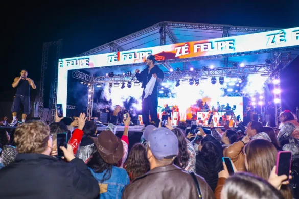 primeira-noite-46a-fartal-25-mil-pessoas-ze-felipe-foz-do-iguacu-2026-2