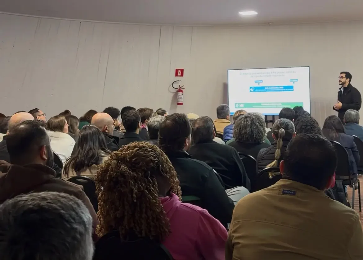 Médicos da Atenção Primária participam de capacitação sobre pré-natal de alto risco